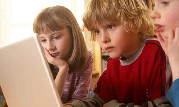 GranBretaña quiere enseñar a programar en escuela primaria