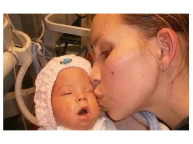 Hoy cumple su primer año la bebita chaqueña Luz Milagros