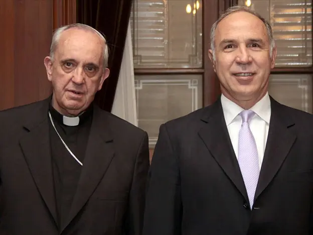 Un día despues, Papa Francisco apoya a Lorenzetti