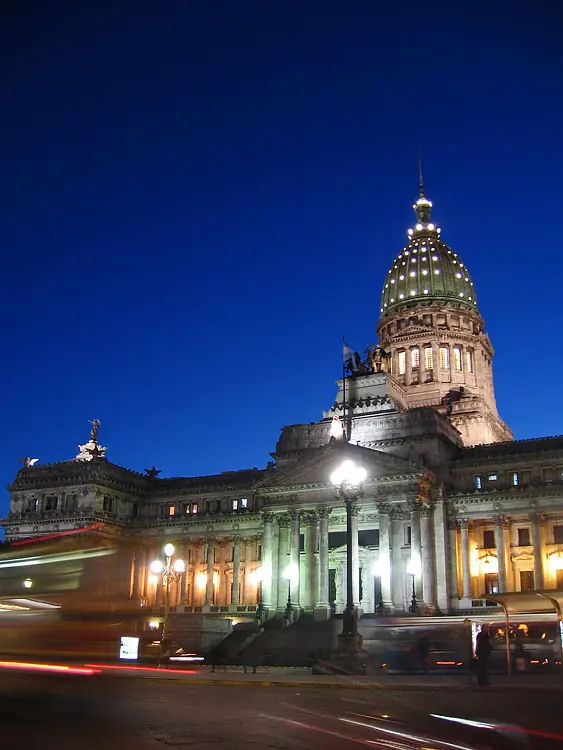 Cual es la función del poder legislativo?