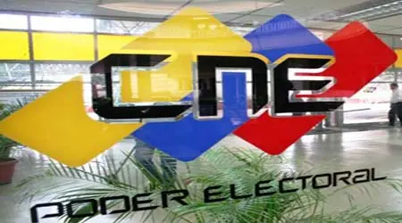 La junta electoral de Venezuela acepta el recuento del 100%