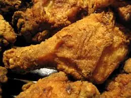 Cómo preparar pollo frito, estilo KFC