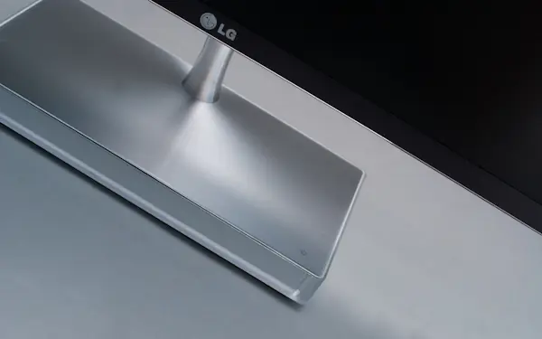 Review LG E2290V: El LCD más anoréxico del mercado