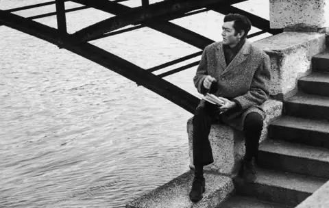 2 cuentos cortos - Julio Cortázar (Final de Juego)