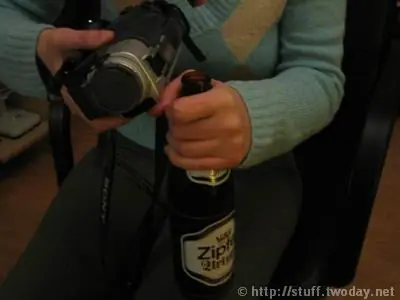 Diferentes formas de abrir una Cerveza