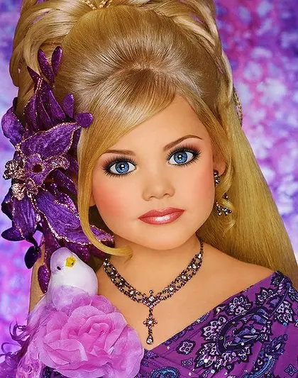 el sueño de los pedofilos(concursos de bellezas)