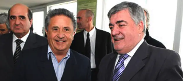 Das Neves "erosionado" por las elecciones en Chubu