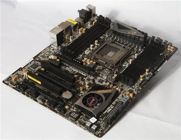 Placa base ASRock X79 Extreme6/GB, equilibrada y de calidad