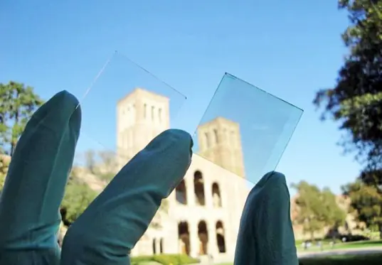Ventanas solares transparentes