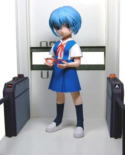 Figuras de Anime Hechas de Papel