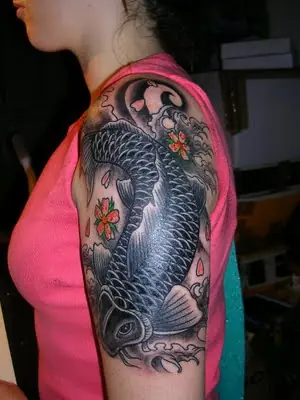 Los tatuajes koi, arte japones en la piel by Mariela