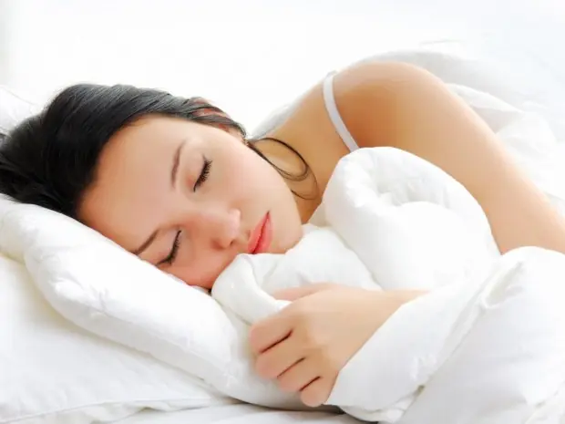 Dormir poco nos hace más egoístas