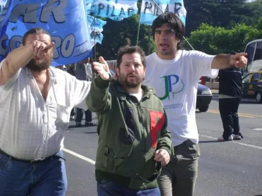 “Tenemos q ir x los civiles que participaron de la dictadu