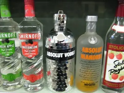 Ser inteligente: tomando un vodka en 20 segundos