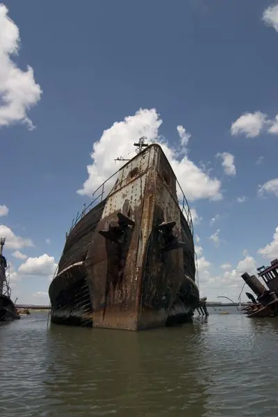 Cementerio de Barcos, si existe! miralo