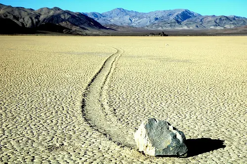 piedras que se mueven solas!