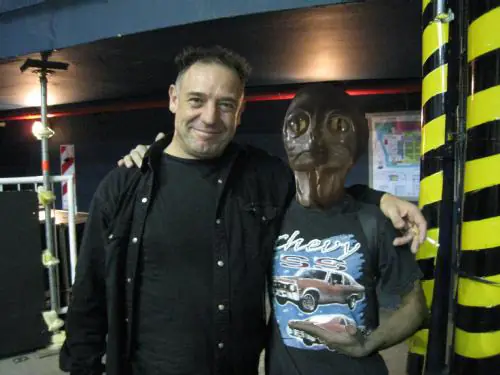 Me saque una foto con Iorio y te lo muestro.