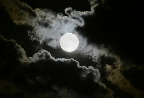 La Luna y su influencia sobre la agricultura....