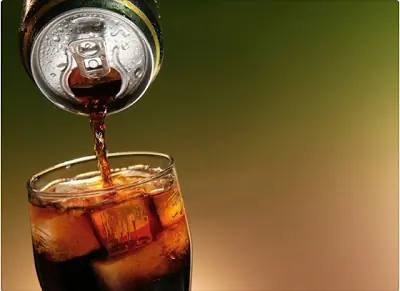 ¿sabes que hay en una lata de Coca Cola?