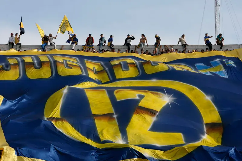La 12 : historia de una traicion