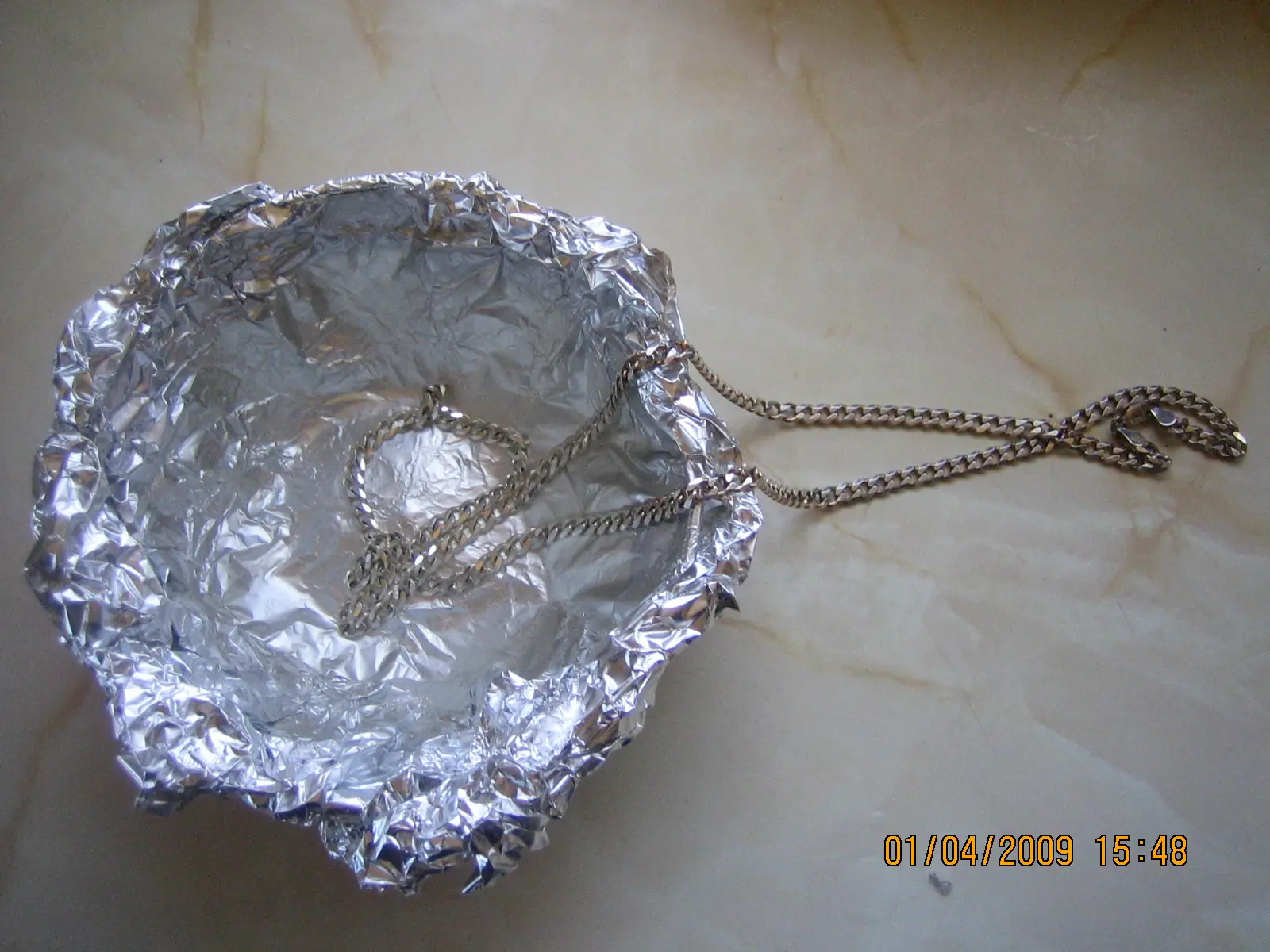 Limpiar la Plata (metal) con cosas de tu cocina