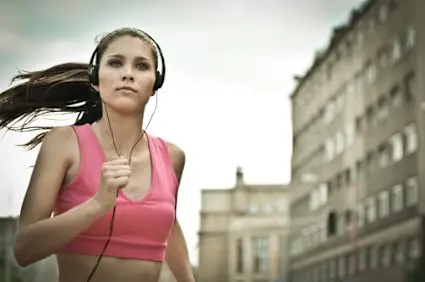 Los beneficios de entrenar con música