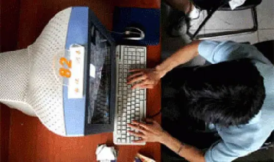 ¿Has cambiado las discotecas por Internet? - Encuesta