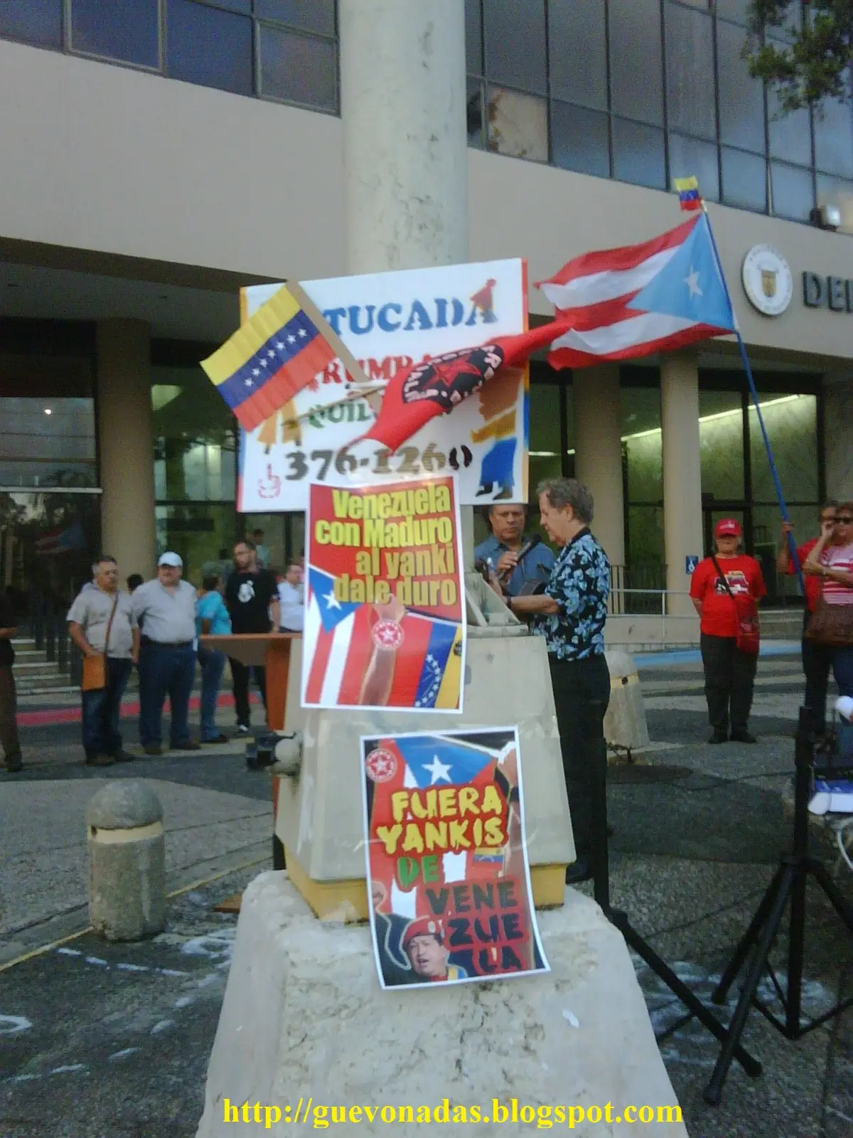 Chavistas en la colonia del imperio