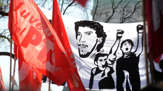 La bandera de Mariano y el relato de un periodista