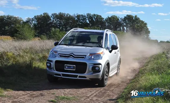Test Drive Citroen C3 aircross