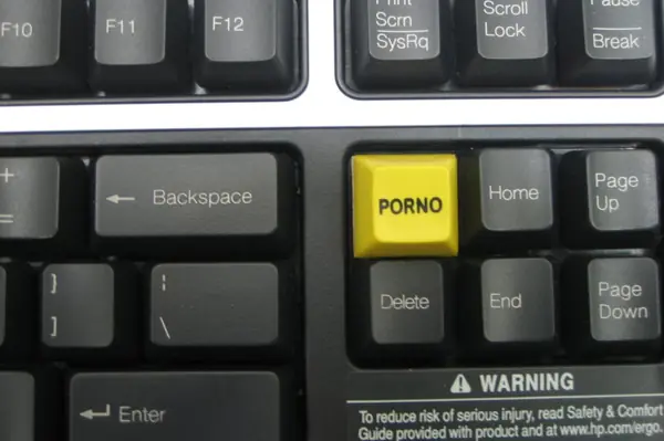 YouPorn Vs RedTube, los españoles, contracorriente (apto)