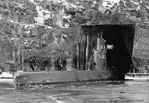 Base naval subterranea en Suecia