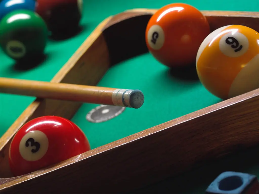 Consejos para aprender a jugar al billar pool