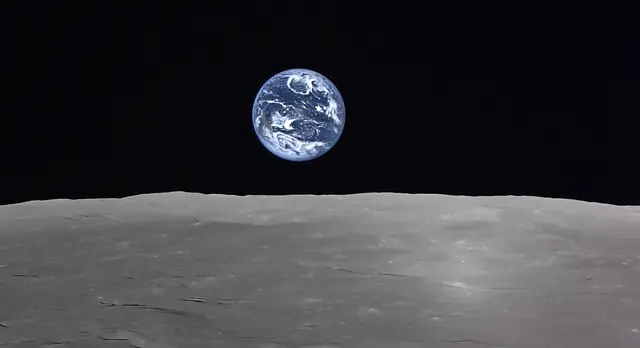 La bruja que viajó a la Luna hechizada por los demonios