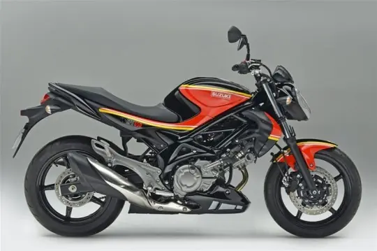 Suzuki SFV650 Gladius / Barry Sheene Colors Proximamente