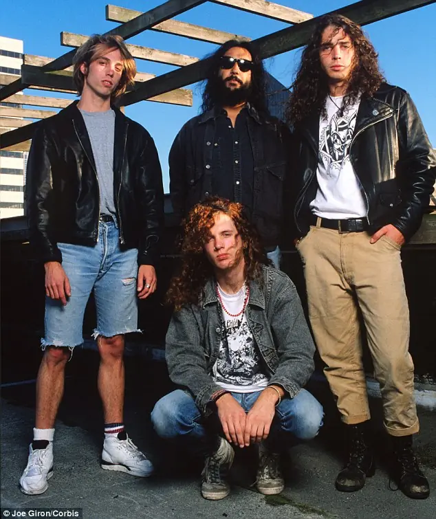 De guitarrista de Nirvana y héroe de combate a filósofo-