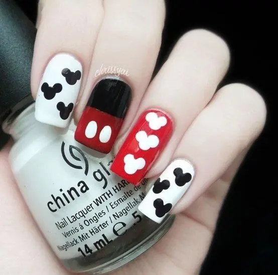 Diseños de pintura de uñas
