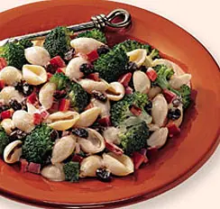 Ensalada de pasta con brócoli