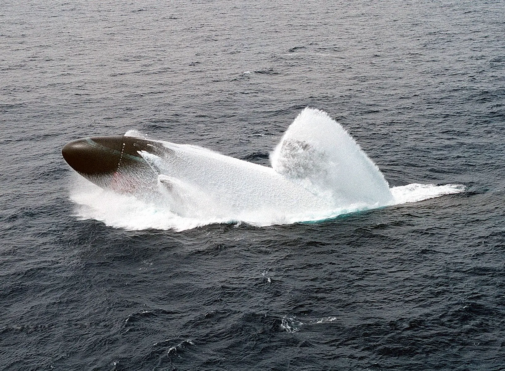 Submarino nuclear listo para atacar.