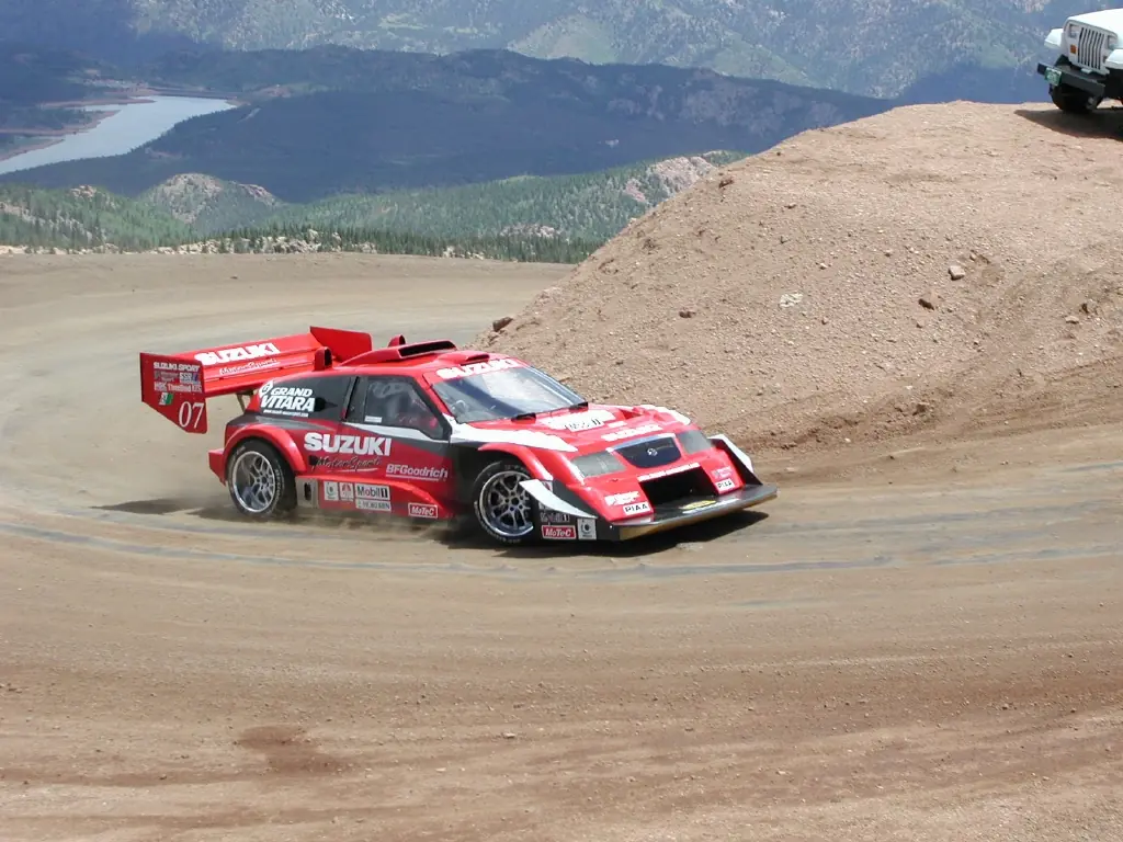 Suzuki Escudo Pikes Peak