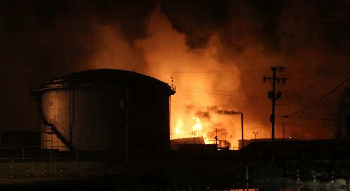 explosion la refinería en Venezuela [Foto + Videos]