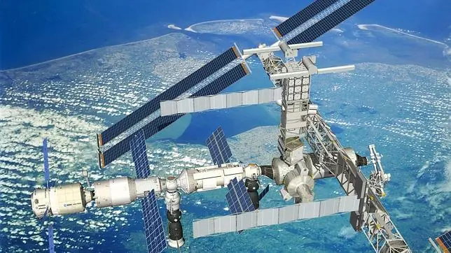 Japón lanza con éxito al espacio transportador de carga.