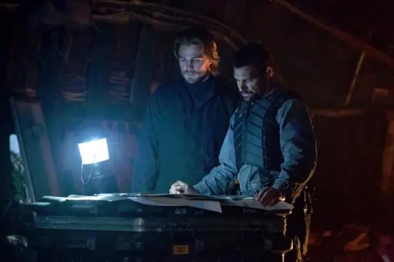 Arrow 2ª temp: Los flashbacks de la isla