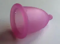 Todo lo que quieres saber de la copa menstrual.