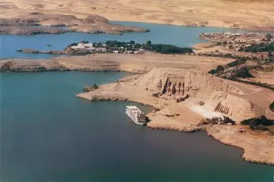 Templo egipcio: Abu Simbel