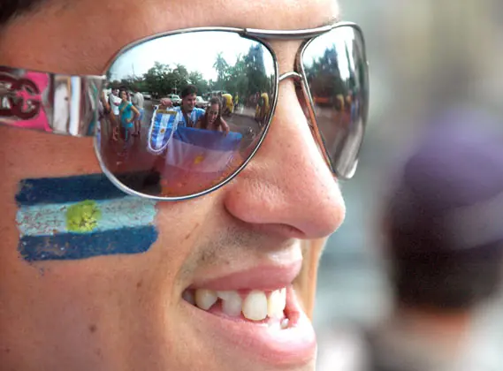 Un golazo en La Habana (apoyo a Argentina en Cuba)