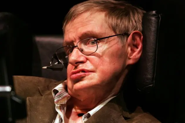 Murió Stephen, el genio que vivió 53 años regalado
