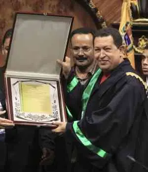 Chávez, los medios y la comunicación popular