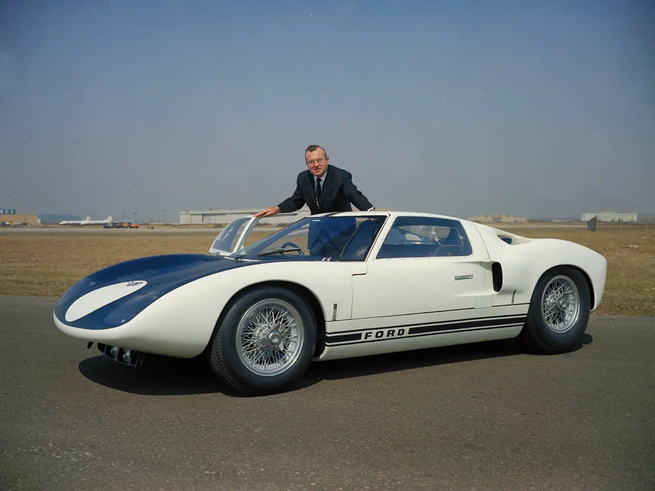 Ford GT