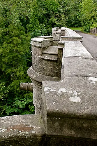 "Overtoun bridge" El puente de los perros suicidas